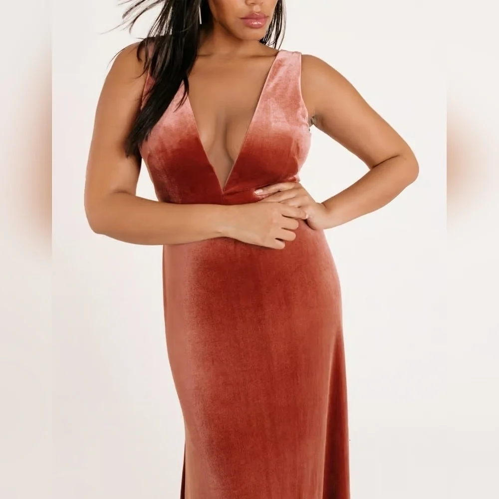 Jenny Yoo Logan Sleeveless Deep-V Velvet Column Maxi Gown, Cinnamon Rose, 22